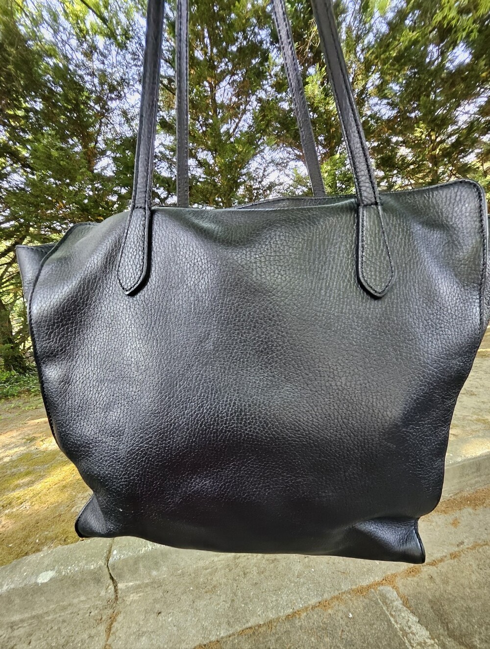 Gucci Blondie Black Zippered Tote Bag - Picture 3 of 16